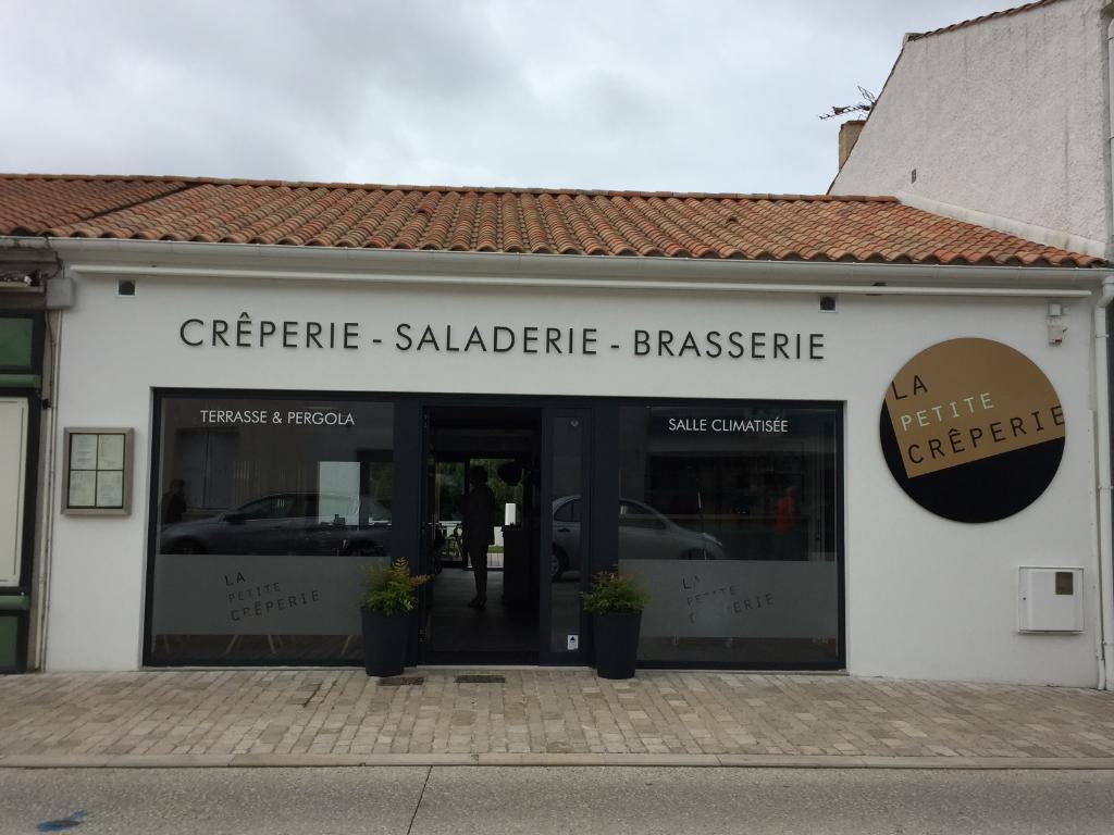 La Petite Crêperie - Photo 1
